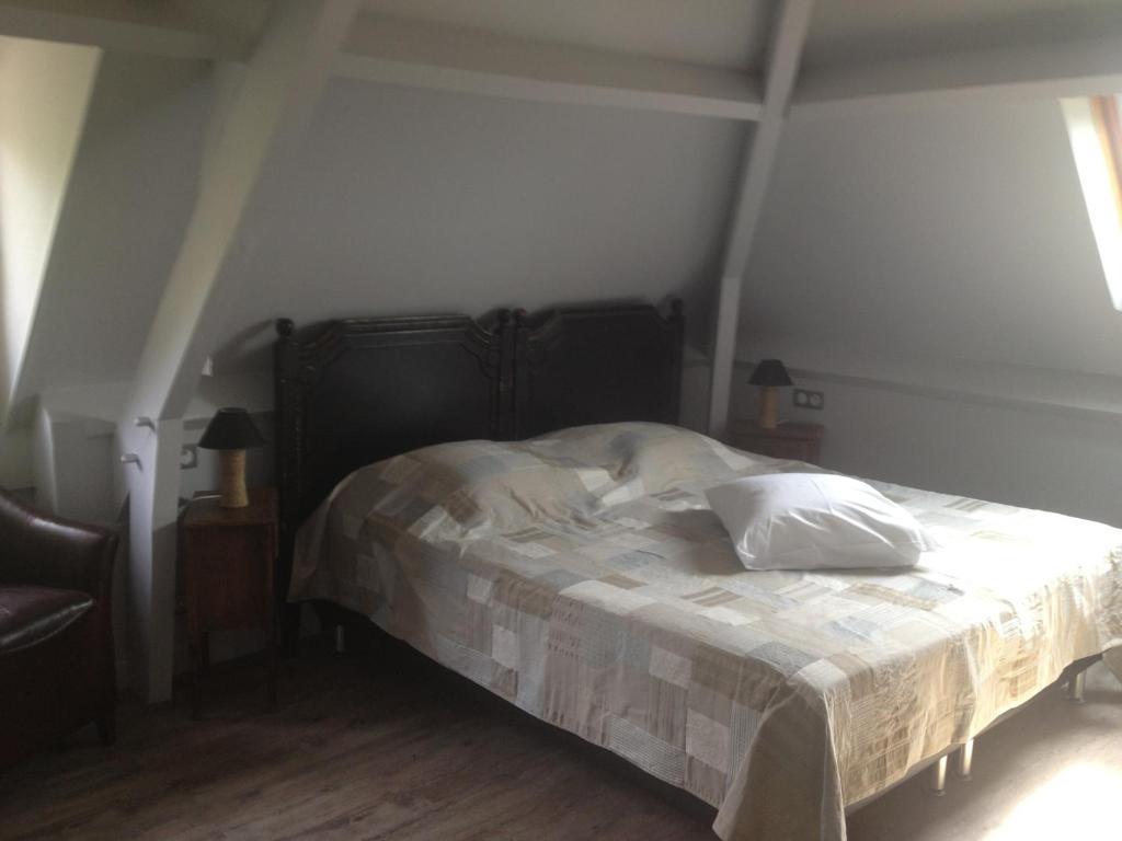 Logis Hotel-Restaurant Les Collines 59 Route Des Cretes Cublac Zimmer foto